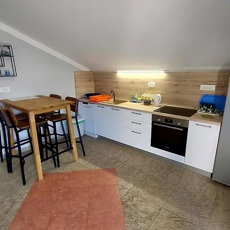 With A Swimming Pool Kastel Stafilic, Kastela - 22569 Apartment Kastel Novi