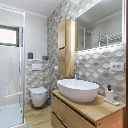 Family-friendly With Swimming Pool Kastel Novi, Kastela - 22569 Apartmán Kaštel Novi