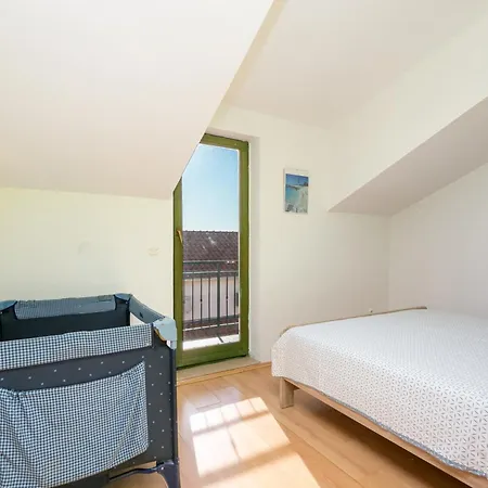 Family-friendly With Swimming Pool Kastel Novi, Kastela - 22569 *